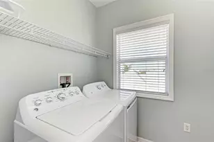 201 57th St, Holmes Beach, FL 34217 - Photo 35