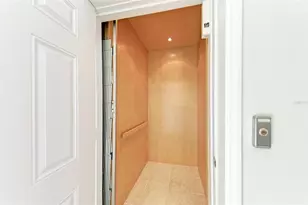 201 57th St, Holmes Beach, FL 34217 - Photo 5