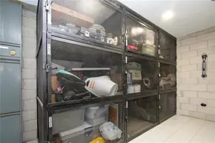 1212 Benjamin Franklin Dr, Sarasota, FL 34236 - Photo 47