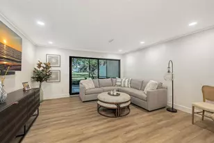 2089 Gulf of Mexico Dr, Longboat Key, FL 34228 - Photo 11