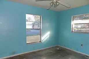 3805 11th Ave W, Bradenton, FL 34205 - Photo 9