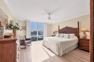 1212 Benjamin Franklin Dr, Sarasota, FL 34236 - Photo 17