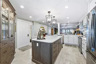 5880 Midnight Pass Rd, Sarasota, FL 34242 - Photo 9