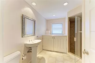 5668 Country Lakes Dr, Sarasota, FL 34243 - Photo 49