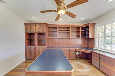 5668 Country Lakes Drive, Sarasota, FL 34243 - Photo 47