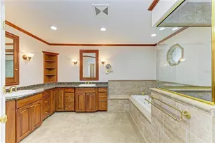 5668 Country Lakes Dr, Sarasota, FL 34243 - Photo 37