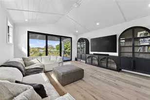 2311 Grove St, Sarasota, FL 34239 - Photo 13