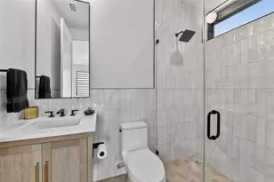 2311 Grove St, Sarasota, FL 34239 - Photo 15