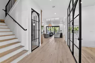 2311 Grove St, Sarasota, FL 34239 - Photo 5