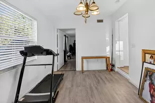 805 29th St E, Bradenton, FL 34208 - Photo 25