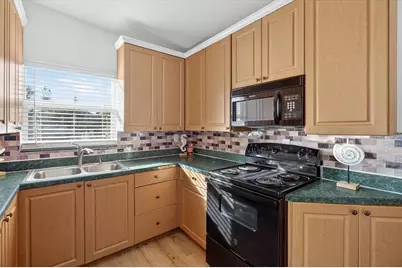 805 29th Street E, Bradenton, FL 34208 - Photo 15