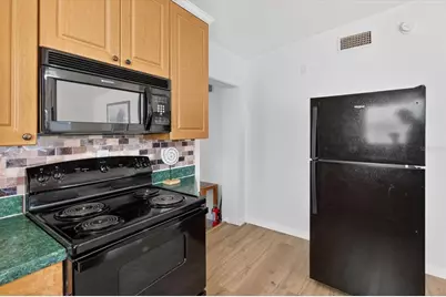 805 29th Street E, Bradenton, FL 34208 - Photo 17