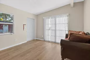 805 29th St E, Bradenton, FL 34208 - Photo 5