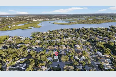 805 29th Street E, Bradenton, FL 34208 - Photo 31