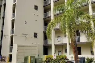 3288 Lake Bayshore Dr, Bradenton, FL 34205 - Photo 1