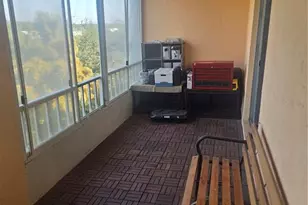 3288 Lake Bayshore Dr, Bradenton, FL 34205 - Photo 11