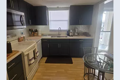 3288 Lake Bayshore Drive #523, Bradenton, FL 34205 - Photo 5