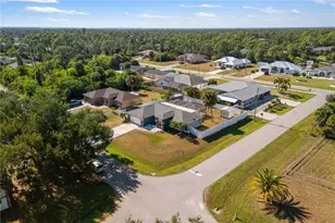 2401 Tamarind St, Port Charlotte, FL 33948 - Photo 29