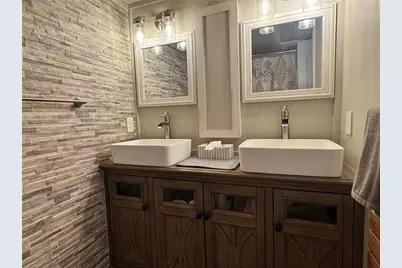 2216 Pennsylvania Avenue, Bradenton, FL 34207 - Photo 17