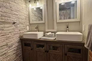 2216 Pennsylvania Ave, Bradenton, FL 34207 - Photo 17