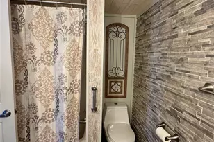 2216 Pennsylvania Ave, Bradenton, FL 34207 - Photo 15