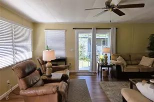 3383 Oakwood Blvd N, Sarasota, FL 34237 - Photo 11