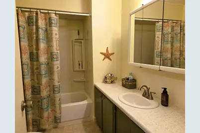 3383 Oakwood Boulevard N, Sarasota, FL 34237 - Photo 29