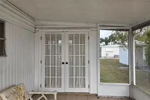 3405 Spanish Oak Terrace, Sarasota, FL 34237 - Photo 15