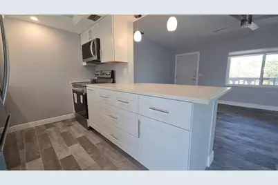 3755 S School Avenue #42, Sarasota, FL 34239 - Photo 9