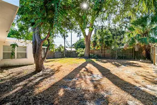 2412 Grove St, Sarasota, FL 34239 - Photo 33