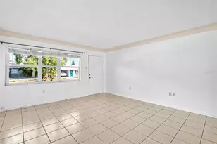 2412 Grove St, Sarasota, FL 34239 - Photo 7