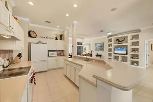 5171 55th St Cir W, Bradenton, FL 34210 - Photo 9