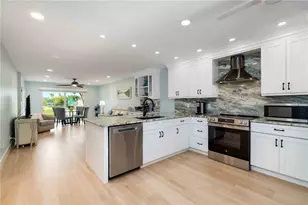 4860 Gulf of Mexico Dr, Longboat Key, FL 34228 - Photo 3