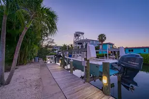 526 56th St, Holmes Beach, FL 34217 - Photo 87