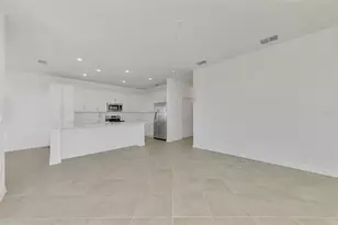 17565 Opal Sand Dr, Venice, FL 34293 - Photo 3