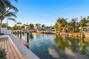 403 20th Pl N, Bradenton Beach, FL 34217 - Photo 43