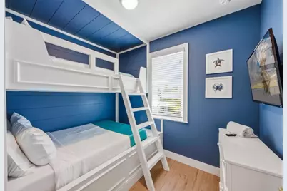 403 20th Place N, Bradenton Beach, FL 34217 - Photo 33