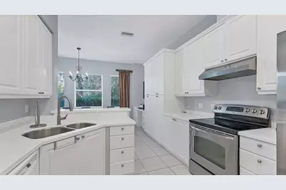 5523 46th Court W, Bradenton, FL 34210 - Photo 13