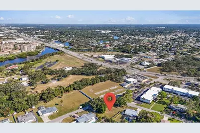 1850 Southwood Street, Sarasota, FL 34231 - Photo 17