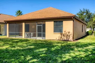 3820 80th Dr E, Sarasota, FL 34243 - Photo 31