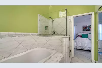 7833 Ontario Street Circle, Sarasota, FL 34243 - Photo 27