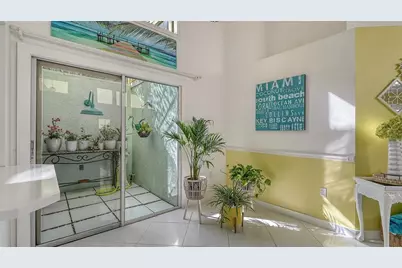 7833 Ontario Street Circle, Sarasota, FL 34243 - Photo 13