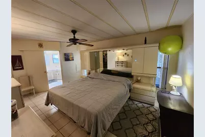 808 53rd Avenue E #301, Bradenton, FL 34203 - Photo 17