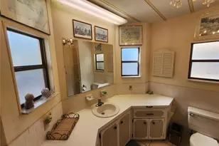 808 53rd Ave E, Bradenton, FL 34203 - Photo 13