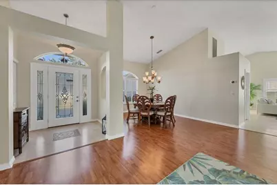 4525 Windsor Court E, Bradenton, FL 34203 - Photo 5