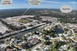 2042 Country Meadows Pl, Sarasota, FL 34235 - Photo 41