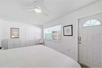 2812 Avenue B, Holmes Beach, FL 34217 - Photo 13