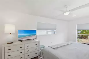 2812 Avenue B, Holmes Beach, FL 34217 - Photo 17