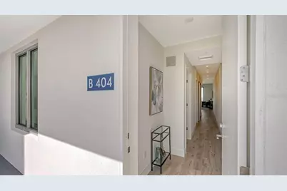 1703 N Tamiami Trail #404, Sarasota, FL 34234 - Photo 5