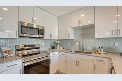 1703 N Tamiami Trail #404, Sarasota, FL 34234 - Photo 23